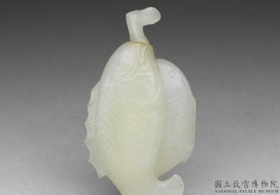 图片[2]-Jade snuff bottle in the shape of two joined fish, Qing dynasty, 18th century-China Archive